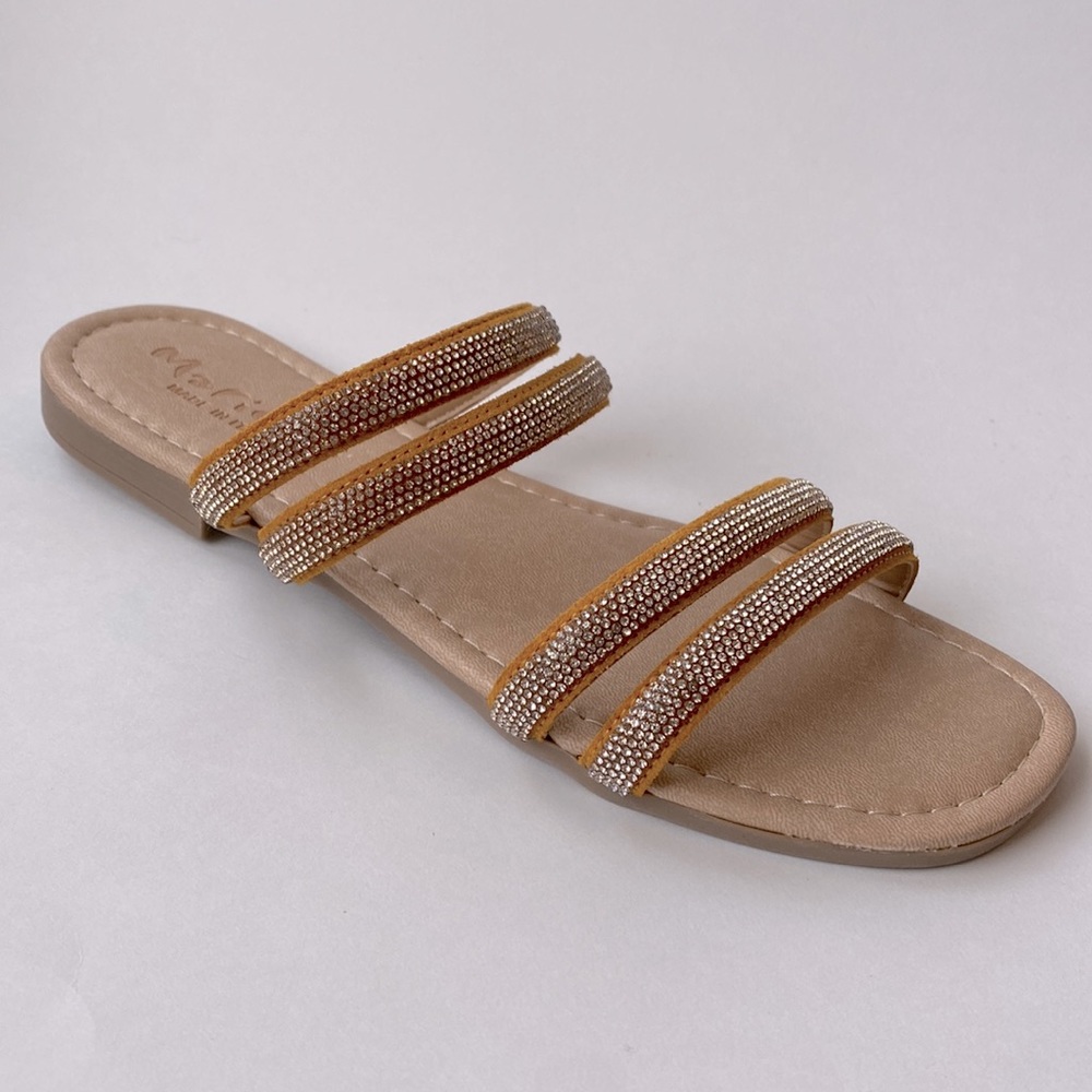Mariella sandels size 8